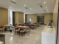 BLossom Hotel Hotels in Gaolan