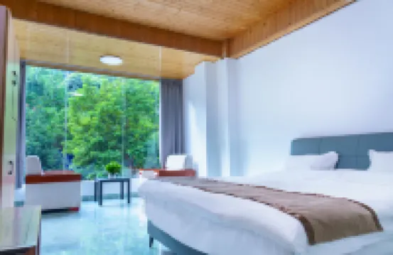 Fuzhou Software Park Mountain Retreat · Serene Holiday Getaway (Fuzhou University Tongpan Campus)