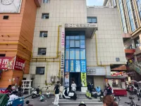 Fuyang Yunwan Manting Hotel (Fuyang Normal University High-Speed Railway West Station Branch)