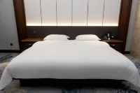 Urban Garden Platinum Hotel (Yulin Dingbian Cultural Square)