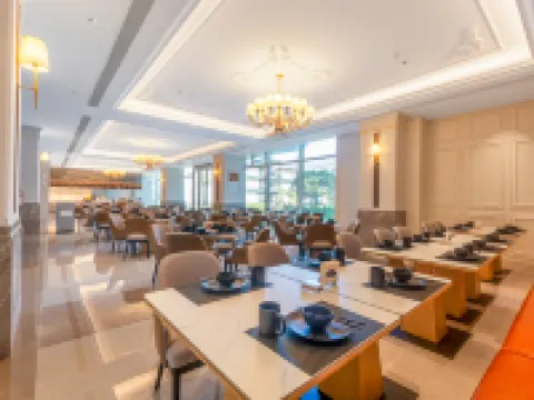 維也納國際酒店（經典版台州九澄大廈旗艦店）