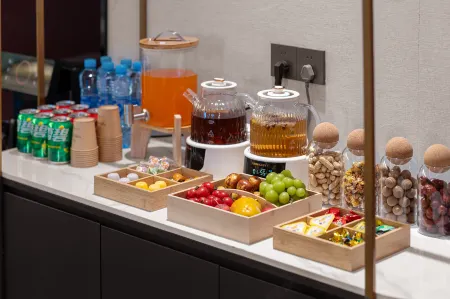 Moshang Yaju Hotel (Yichun Wanzai Ancient City Branch)