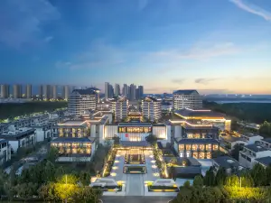 HUALUXE Hotels and Resorts XIANYANG