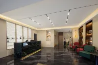 Hello Qiman Hotel (Nanchang Tengwang Pavilion Wanshou Palace)