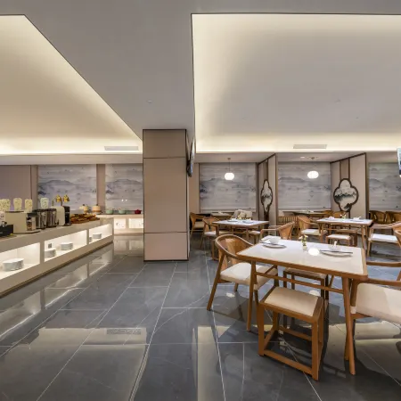 Moshang Qingya Hotel (Hohhot Railway Station Xinhua Square)