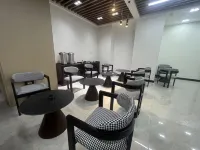 Leshan L Private Soup River View Hotel · City Vacation - Cheap