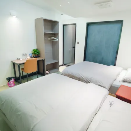Fuyun Homestay (Zigong Xianshi Ancient Town China Lantern World)