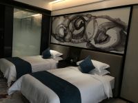大自然四季酒店(泉州洛江店) - 四季典雅高级双床房