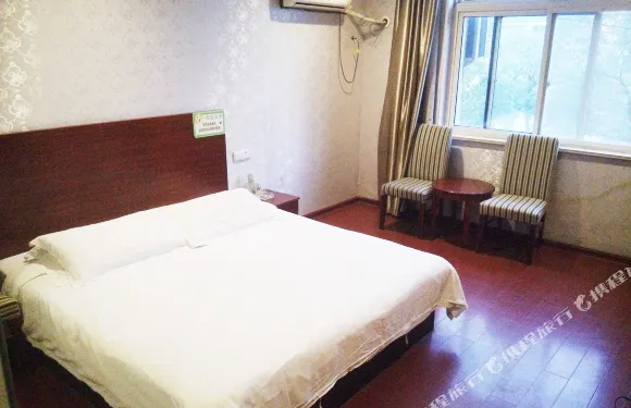 夏日風情酒店（廣德一店）