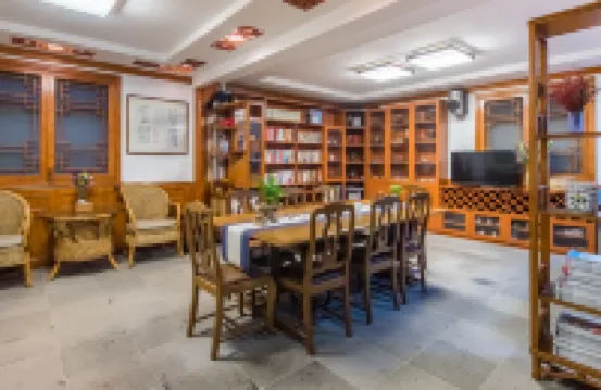 Tongli Ancient Town Shuyige Homestay