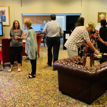 Adabco Boutique Hotel Adelaide Отели рядом с достопримечательностью «Площадь Виктория»