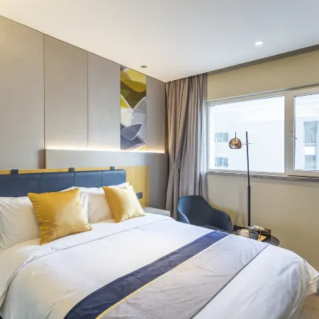 Homeinn Selected Hotel (Chaoyang Jianping Railway Station Xinyu Central Park) Hôtels à : Jianping