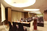 Soll Marina Hotel Serpong - Quầy bar