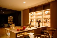 Yunman Man High-end Resort Hotel (Jingxi Xiaocheng Story) Hotels in Jingxi