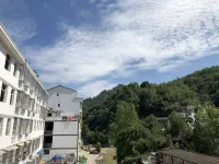 Shiquan Fushui Home Hotel