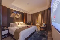 Parfik 3D Film Hotel (Wenling Zeguo Passenger Transport Center) - balcony