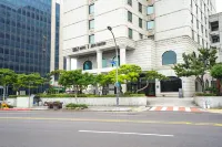 เชจู โรเบโร โฮเทล