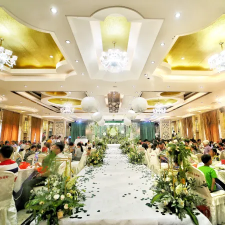 Bobai Baolilai Hotel