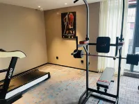 Yueran·Jia Hotel (Leshan High Speed Railway Station Shihao Plaza Branch) - salle de sport
