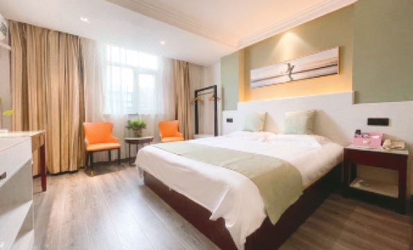 Dongfang Fengyun Business Hotel (Wuxi Huishan Wanda Branch)