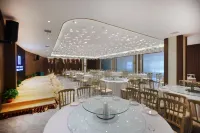 Wuchang Golden Tower International Hotel Hotels in Wuchang