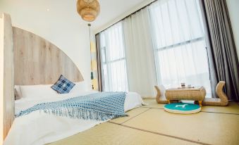 Lvliang Yujian Lishi Jiujian Homestay