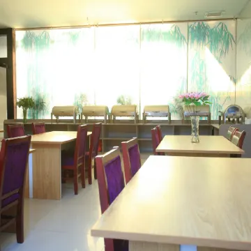 Holiday Inn Gorge Mediterranean Sea