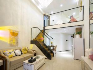 Xiyue luxury Seascape Resort Apartment (Danzhou Haihua Island Store)