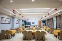 Hotan Zhongzhou Huayu Business Hotel (Railway Station Branch)