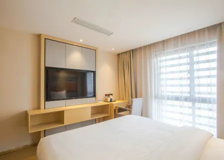 Starway Hotel (Hangzhou Binjiang Weiye Road Metro Station)