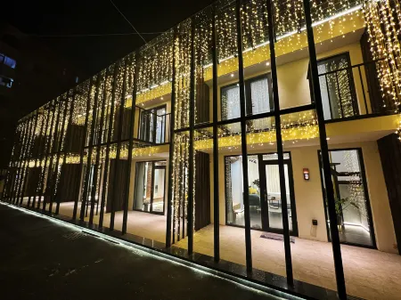 Meihekou West Building B&B Отели рядом с достопримечательностью «Northeast All Day Mall»