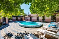 Marton Sholohova Hotel