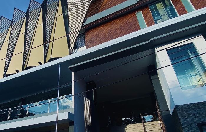โรงแรม โกลเด้น พาเลซ อัมบอน