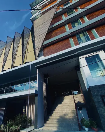 Golden Palace Hotel Ambon Отели в г. Sirimau