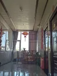 Qiu Travel Sunshine Hotel