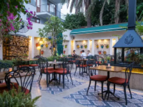 ルート ホテル カレイチ アンタルヤのホテル