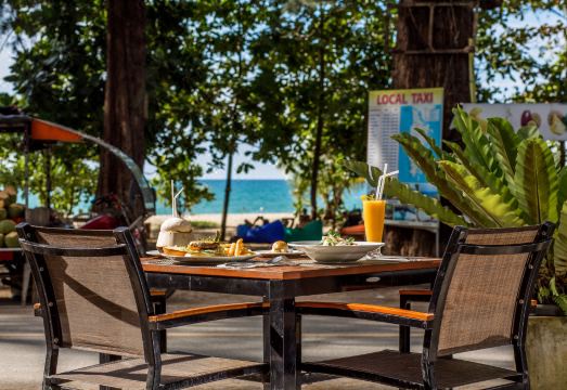 나이양 비치 리조트 & 스파 SHA 플러스+