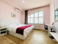 โรงแรม ฮอลิเดย์เฟิงหลิน (ถนนเซวหยวน เมืองมหาวิทยาลัยเจียงเป่ย ฮาร์บิน) โรงแรมใกล้ภาควิชาเทคนิควิศวกรรมก่อสร้าง hulan วิทยาลัยเทคนิคการก่อสร้าง Heilongjiang