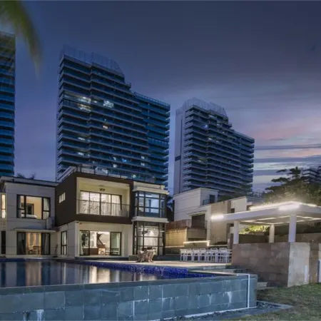 Yangjiang Hailing Island Hailan Heart Villa