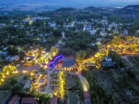 LONG WAN LIANG SHE Hoteles en Sishui