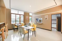 Yueshang Youpin Hotel (Qianxi Shuixi Park)