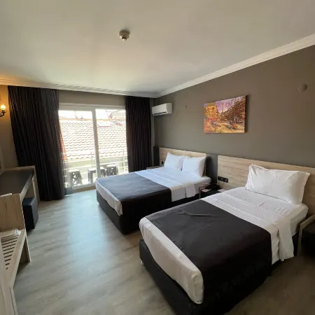 Grand Faik Hotel