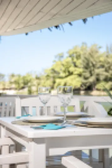 熱帶潟湖度假村