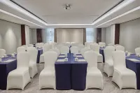Central China Huayue Hotel