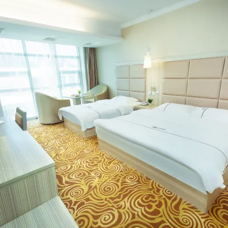 Maitreya Koma Holiday Hotel (Huquan Ecological Park Branch)