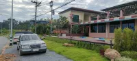 Rapeepong Resort Nanthai - Parking