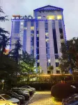 Yuli Shubo Smart Hotel (Qilin Shengshi Branch) - parking