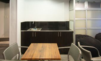ARK Hostel City Center Manila
