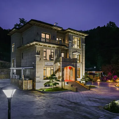 Jingshan Yuhan Mountain Residents Hotels near Rainbow Valley
