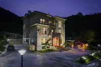 Jingshan Yuhan Mountain Residents Hotels near Qingshancun